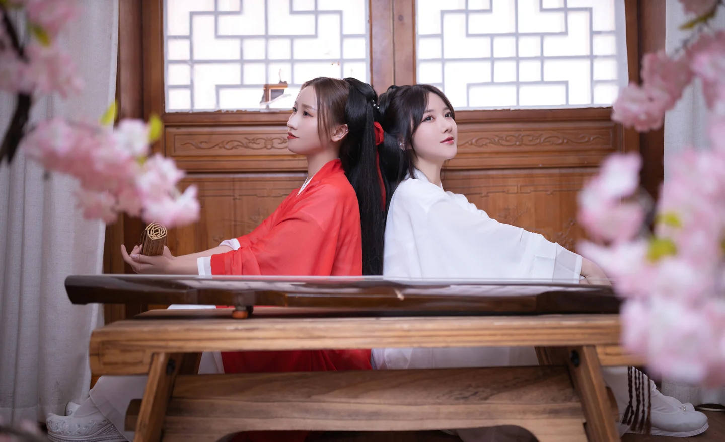 鱼子酱Fish - 双人古装 [154P-1.27GB]  tg@simisebaisi 【丝足阁】126.webp